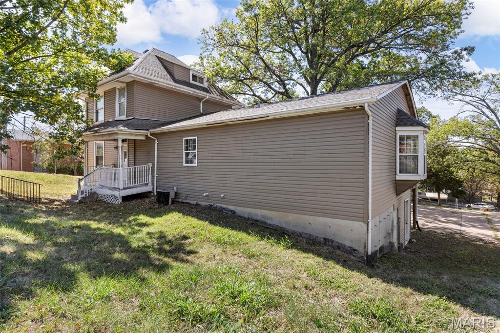 2703 Ashby Road St. Louis, MO 63114 - Photo 13 of 61 Gallery Image 13