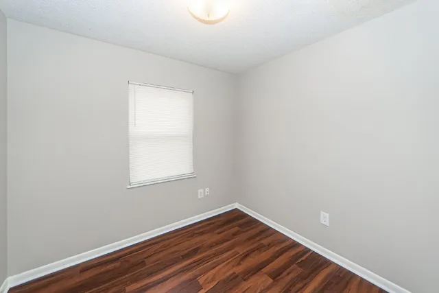 $1,600 | 207 Tupperway Drive, Summerville, SC 29483