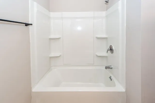 $1,600 | 207 Tupperway Drive, Summerville, SC 29483