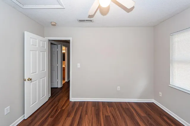 $1,600 | 207 Tupperway Drive, Summerville, SC 29483