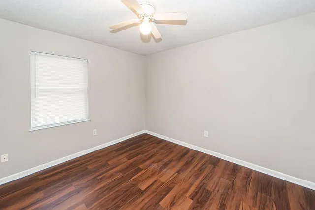 $1,600 | 207 Tupperway Drive, Summerville, SC 29483