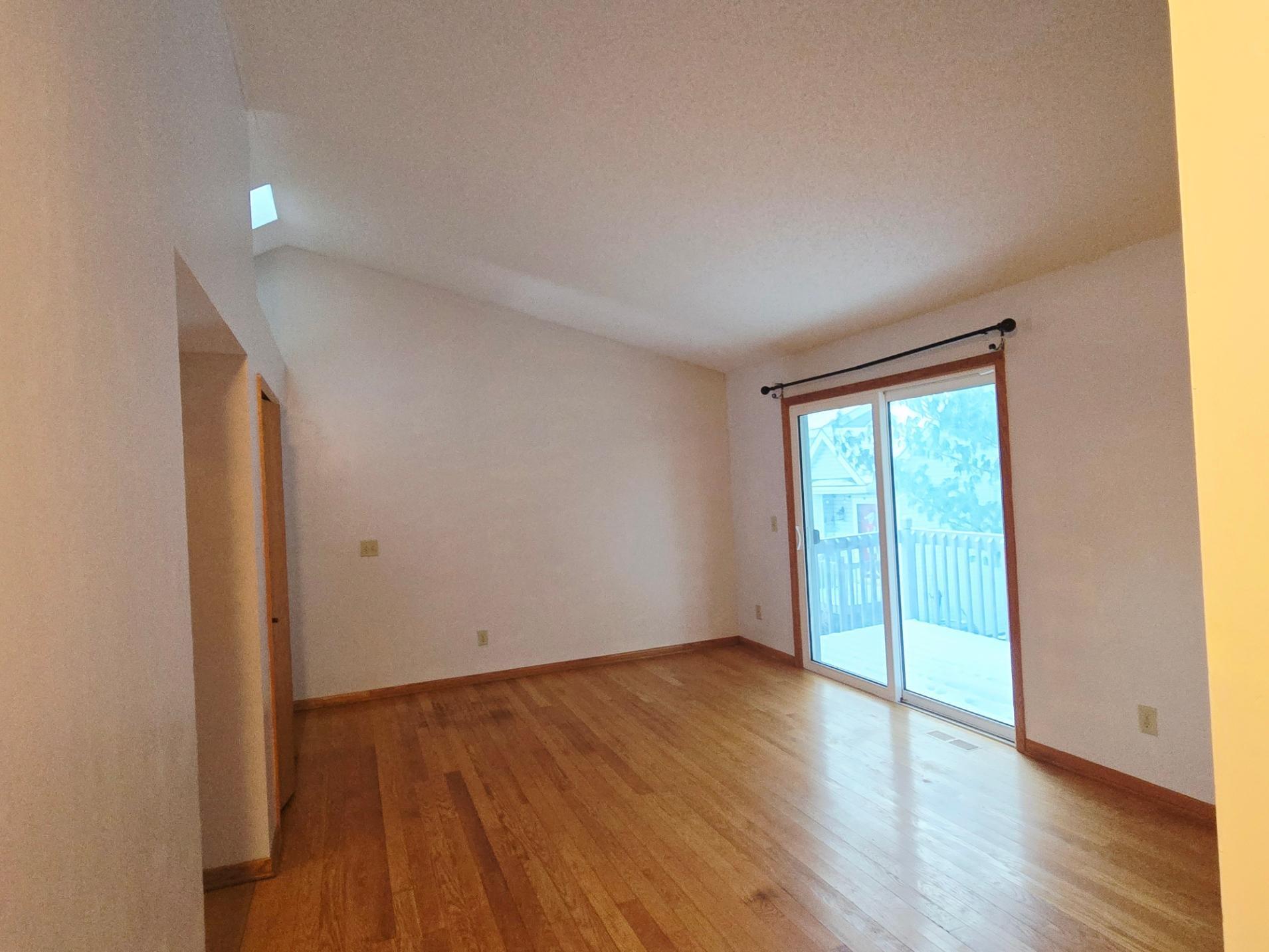 881 70th Avenue North Brooklyn Center, MN 55430 - Photo 4 of 32