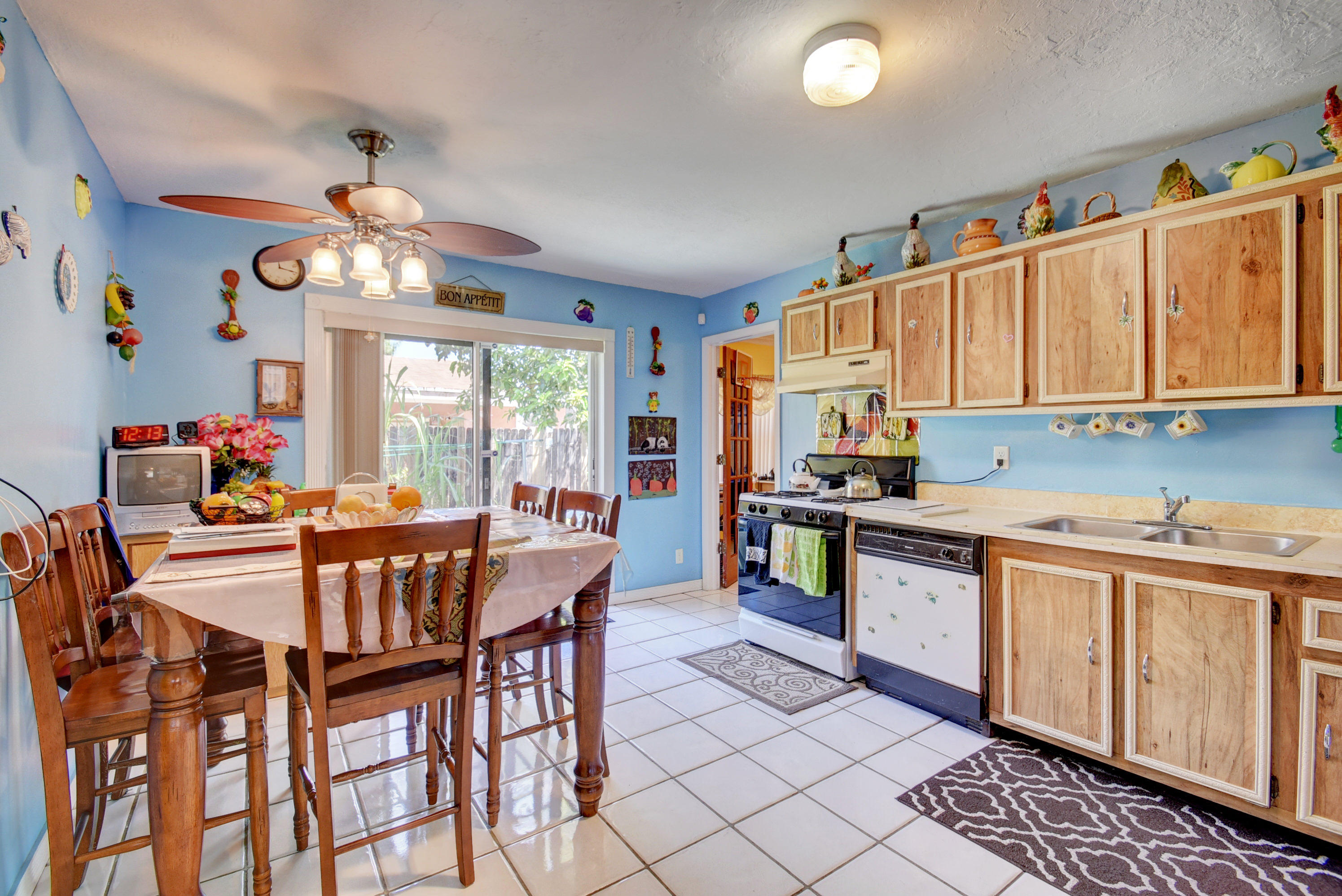 6153 Westfall Road Lake Worth, FL 33463 - Photo 8 of 21 Virtuals1 (8)