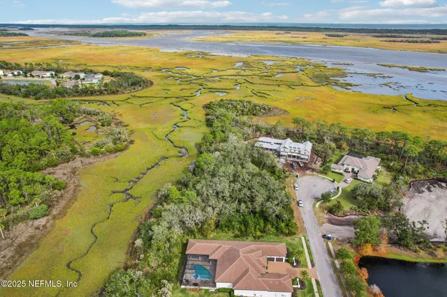 a view of an ocean and a mountain view