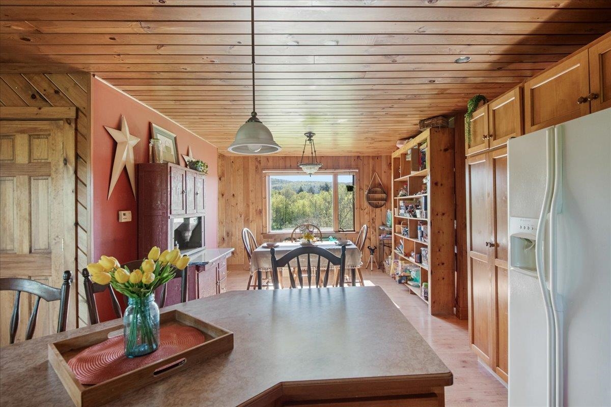 1565 Marvin Road Berkshire, VT 05476 - Photo 19 of 59