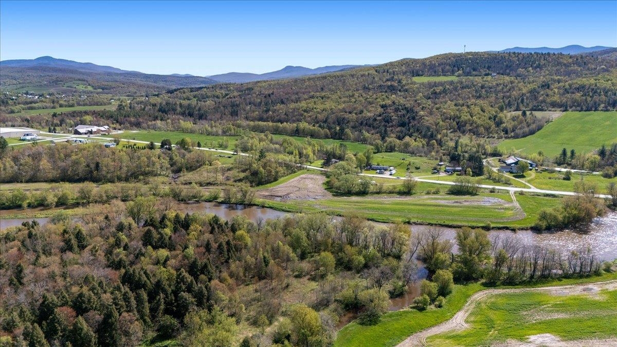 1565 Marvin Road Berkshire, VT 05476 - Photo 5 of 59