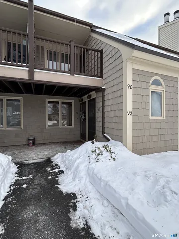 $2,600 | 90 Little Oak Lane, Unit 90, Rocky Hill, CT 06067