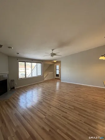 $2,400 | 90 Little Oak Lane, Unit 90, Rocky Hill, CT 06067