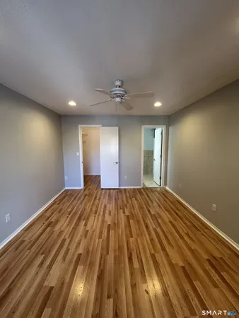 $2,400 | 90 Little Oak Lane, Unit 90, Rocky Hill, CT 06067