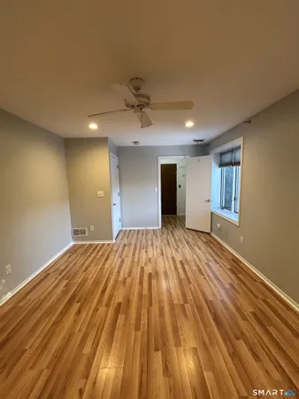 $2,400 | 90 Little Oak Lane, Unit 90, Rocky Hill, CT 06067