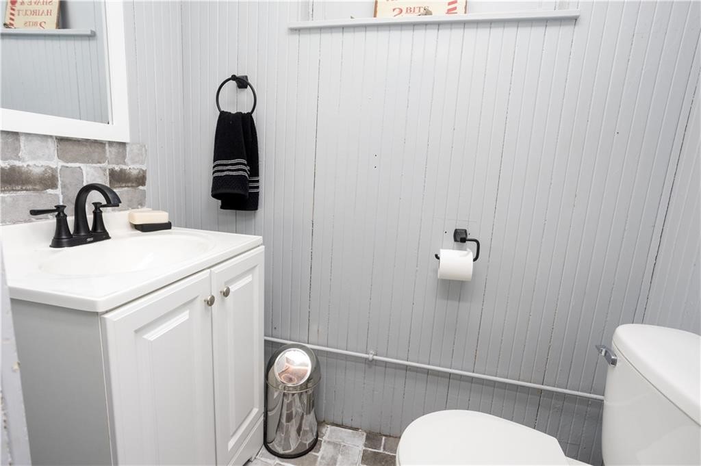 70 Woodland Road Woonsocket, RI 02895 - Photo 40 of 40