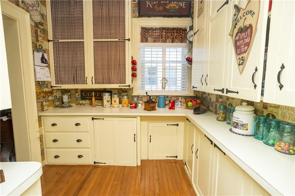 70 Woodland Road Woonsocket, RI 02895 - Photo 7 of 40