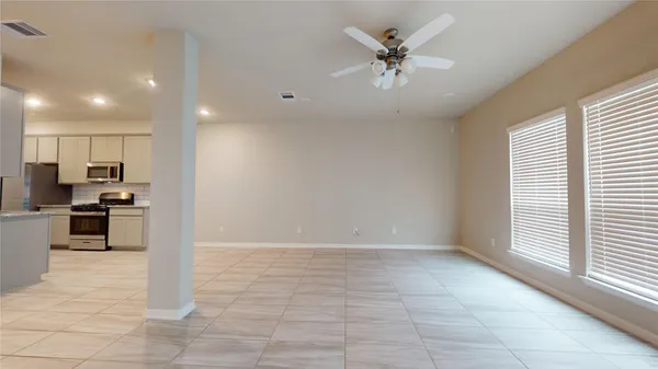 $2,150 | 519 Dr. Martin Luther King Jr. Dr., La Porte, TX 77571