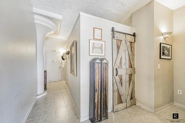 $439,000 | 10 Bay Street Landing, Unit 5J | Tompkinsville