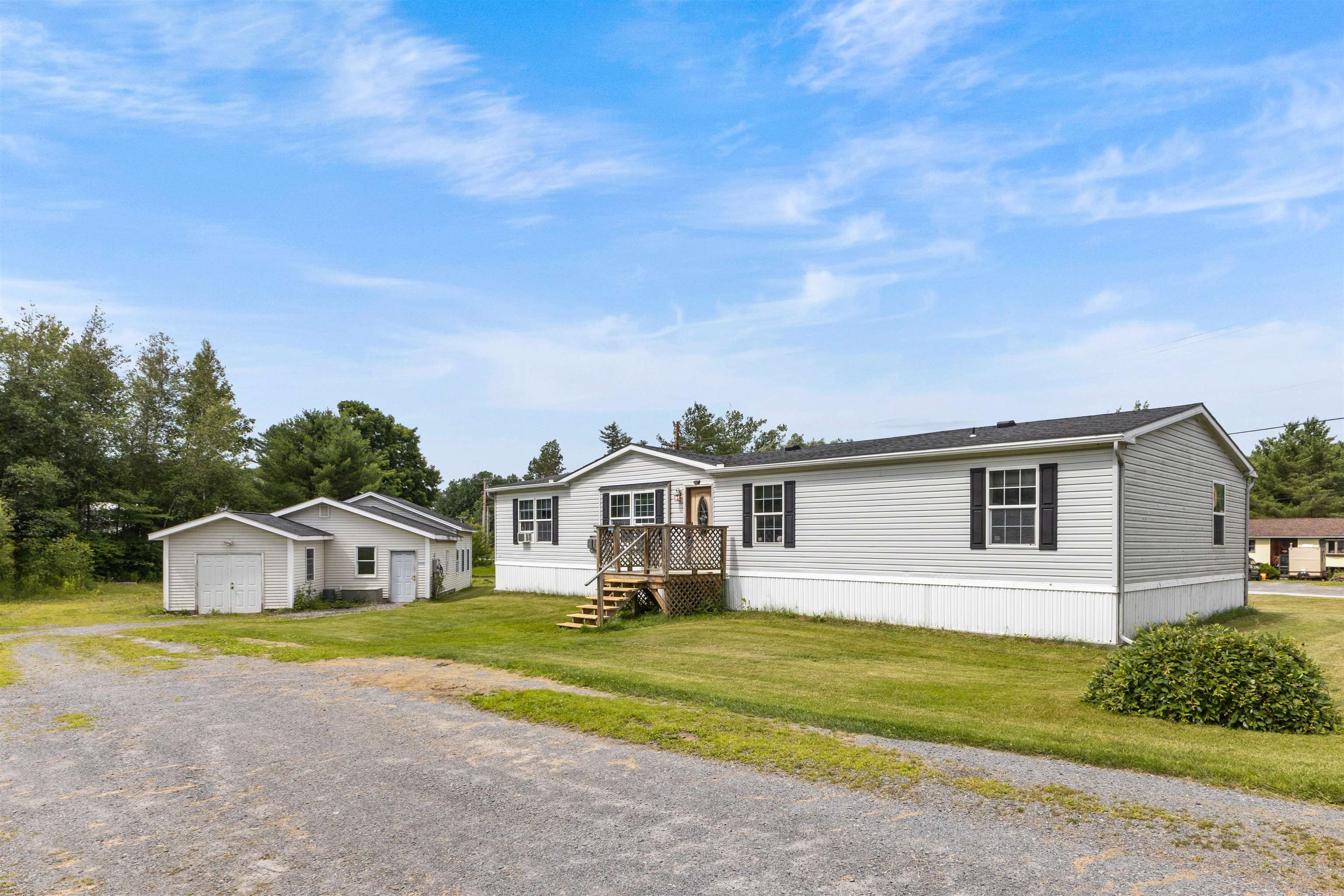 573 Ballard Road Georgia, VT 05468 - Photo 2 of 32