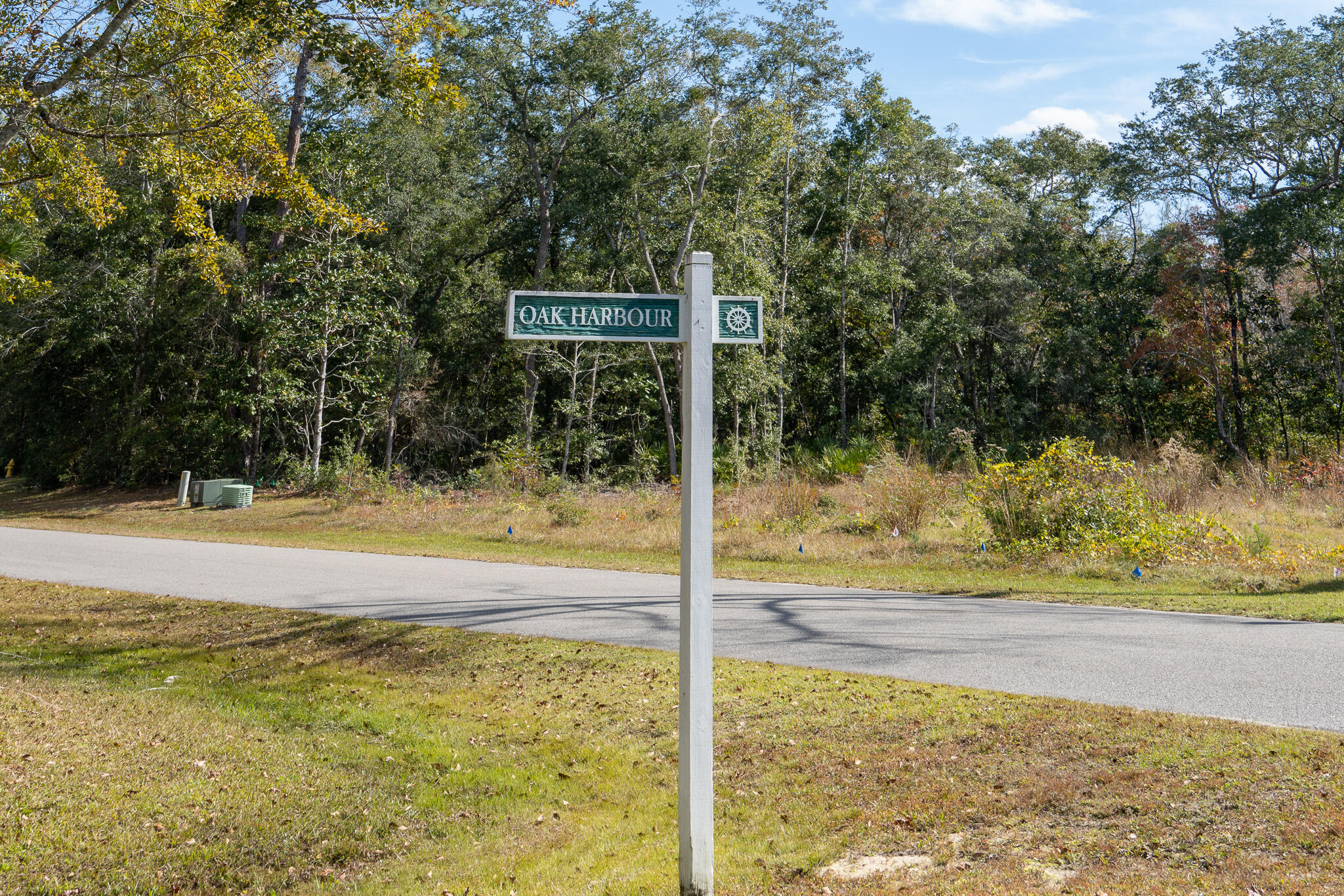 Lot 115 Oak Harbor Freeport, FL 32439 - Photo 10 of 17 a view of a street with yard