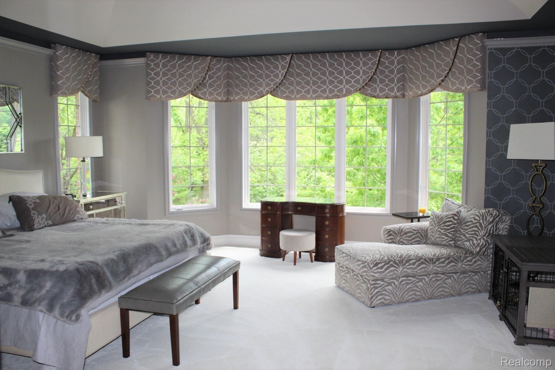 4588 Oakhurst Ridge Road Clarkston, MI 48348 - Photo 40 of 76 Master bedroom.JPG