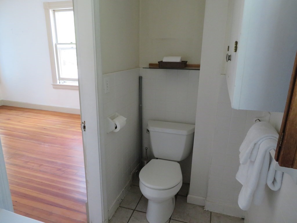 307 Dwight Road Springfield, MA 01108 - Photo 16 of 32