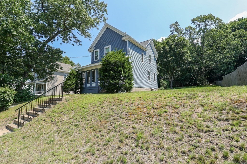 307 Dwight Road Springfield, MA 01108 - Photo 31 of 32