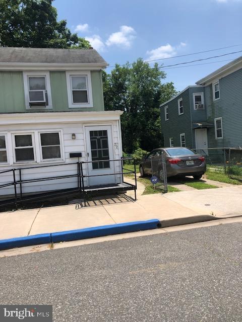 32 Olive Street Salem, NJ 08079 - Photo 5 of 6