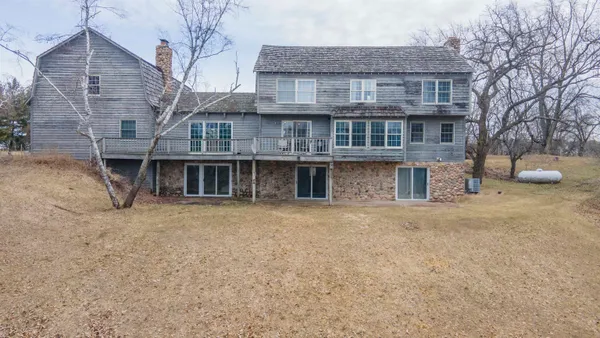 $849,900 | 8716 Fountain Grove Road, Amherst, WI 54406