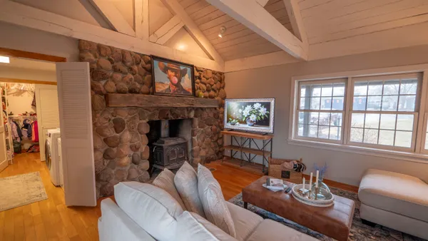 $849,900 | 8716 Fountain Grove Road, Amherst, WI 54406