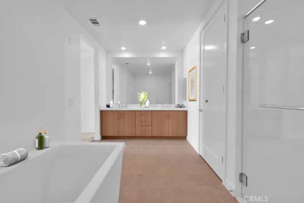 3614 Rivington Irvine, CA 92612 - Photo 9 of 32