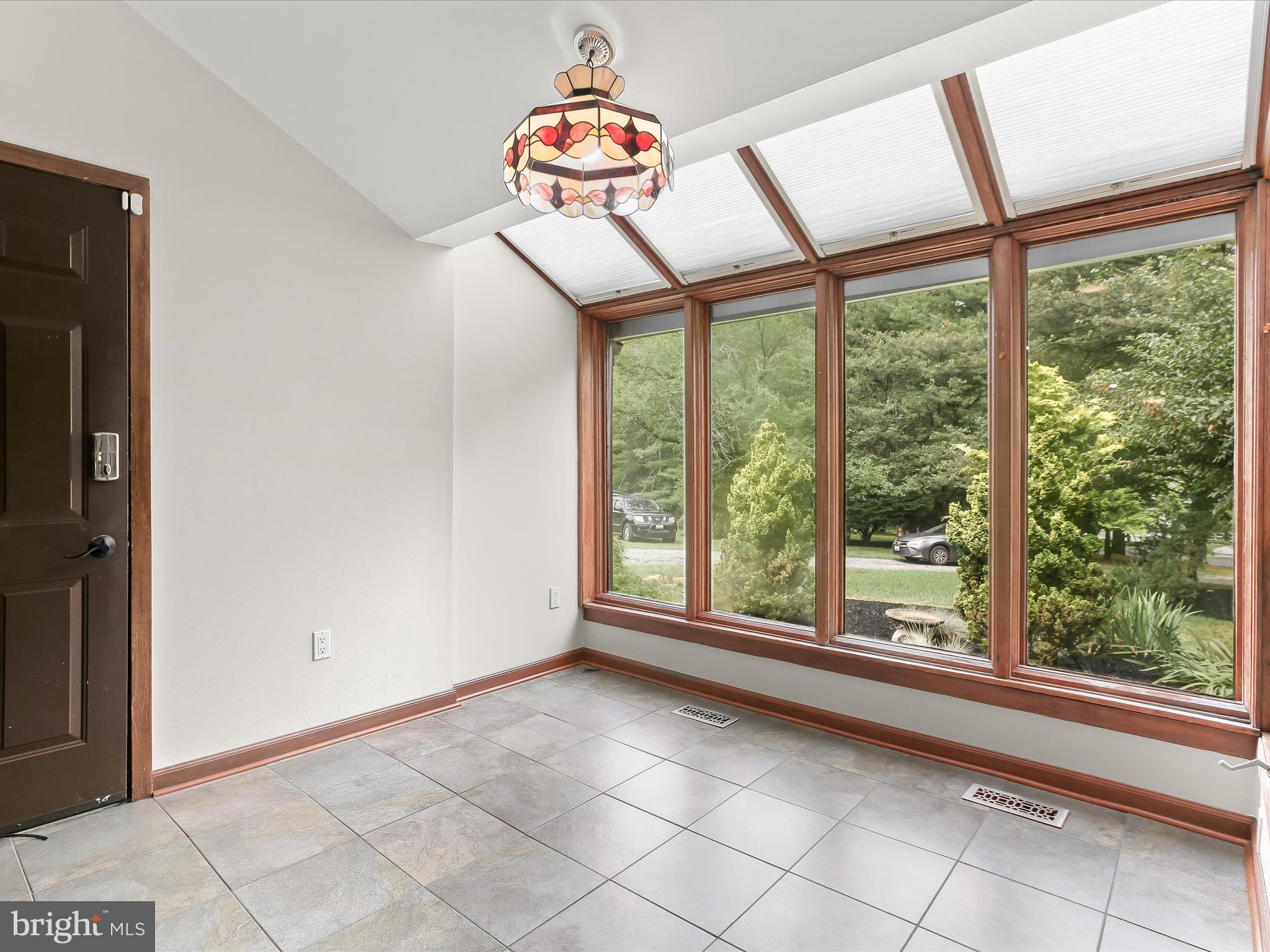 13275 Hunt Ridge Road Ellicott City, MD 21042 - Photo 27 of 62 Lots of light