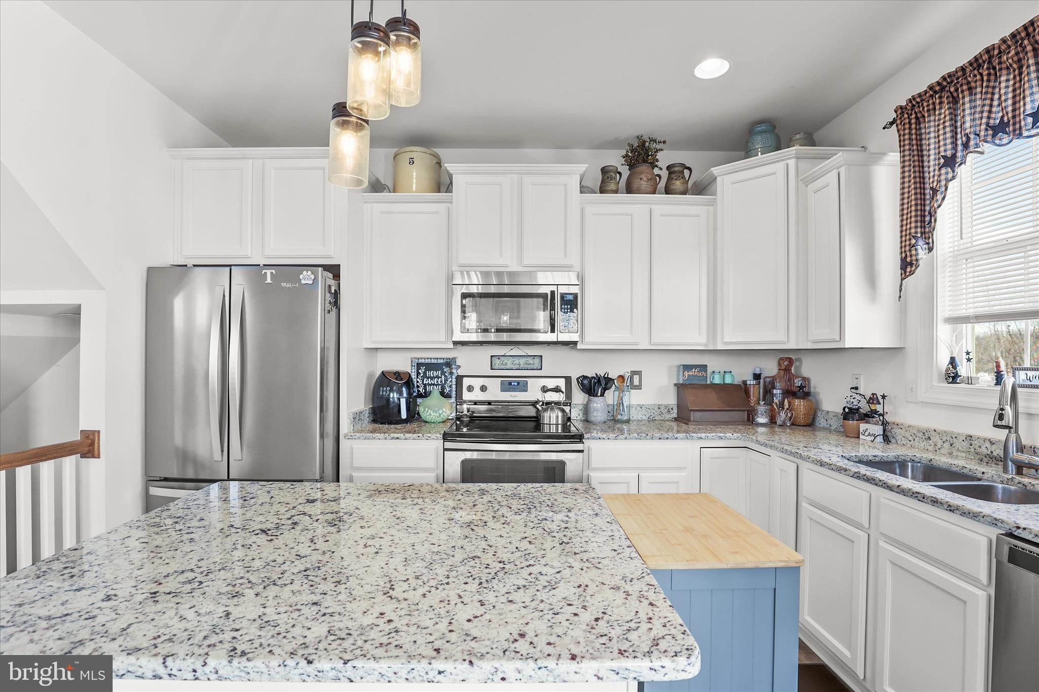 111 South Center Street Hanover, PA 17331 - Photo 12 of 40