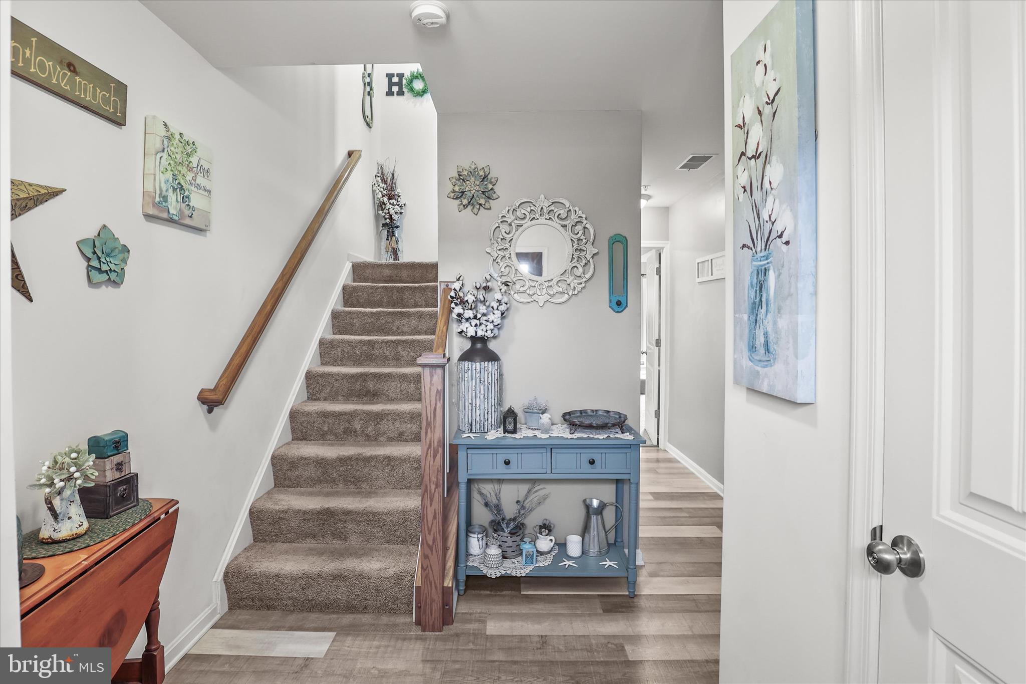 111 South Center Street Hanover, PA 17331 - Photo 6 of 40