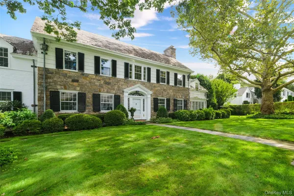 $18,000 | 7 Axtell Drive, Scarsdale, NY 10583