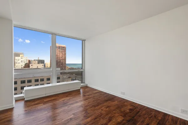 $4,200 | 330 West Diversey Parkway, Unit 1806, Chicago, IL 60657