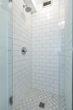 $4,200 | 330 West Diversey Parkway, Unit 1806, Chicago, IL 60657