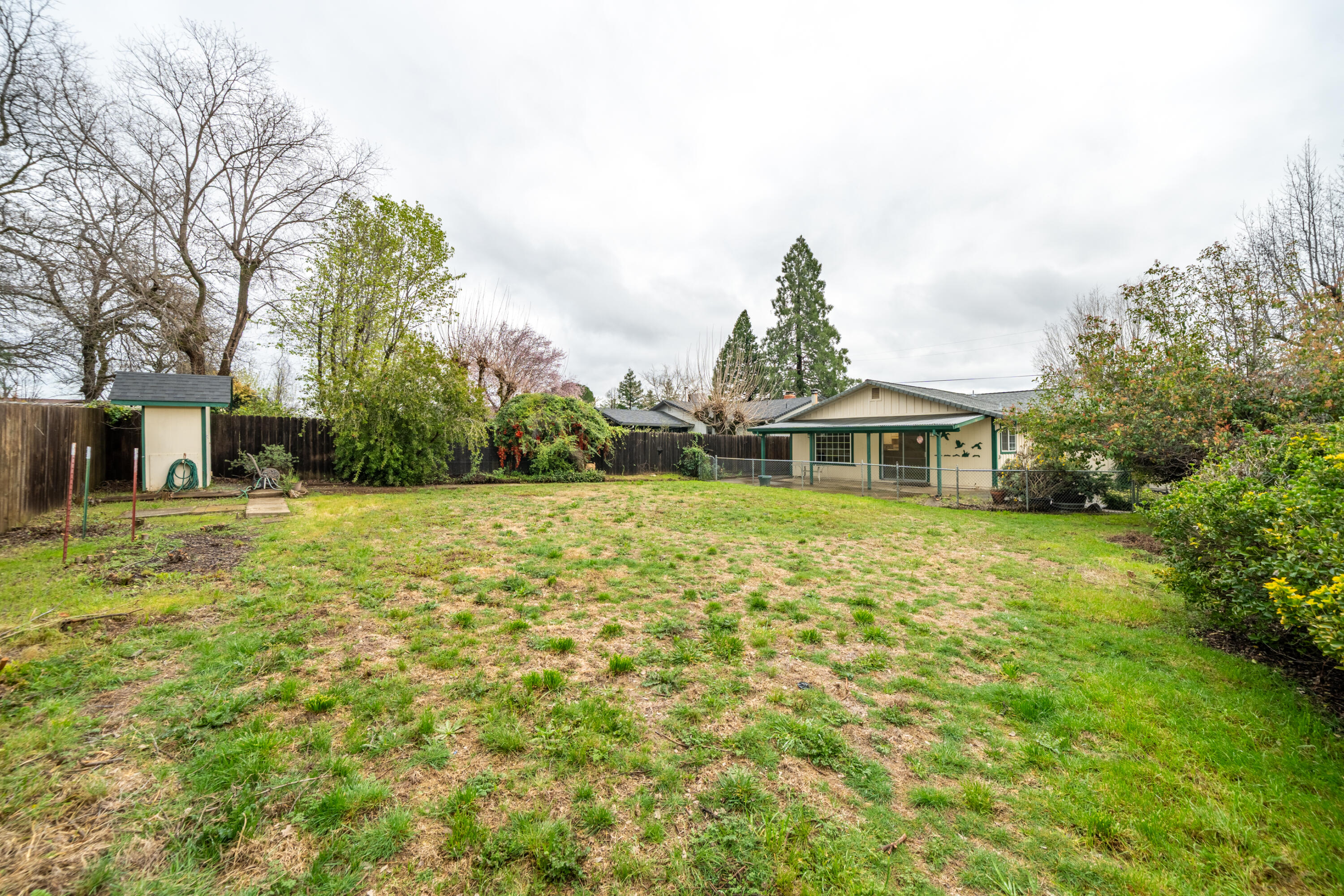 3586 East Keswick Dam Road Redding, CA 96003 - Photo 25 of 29 Spacious Backyard