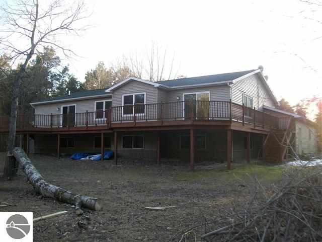 3843 South Alamando Road St. Louis, MI 48880 - Photo 51 of 62 1744471-52.JPG