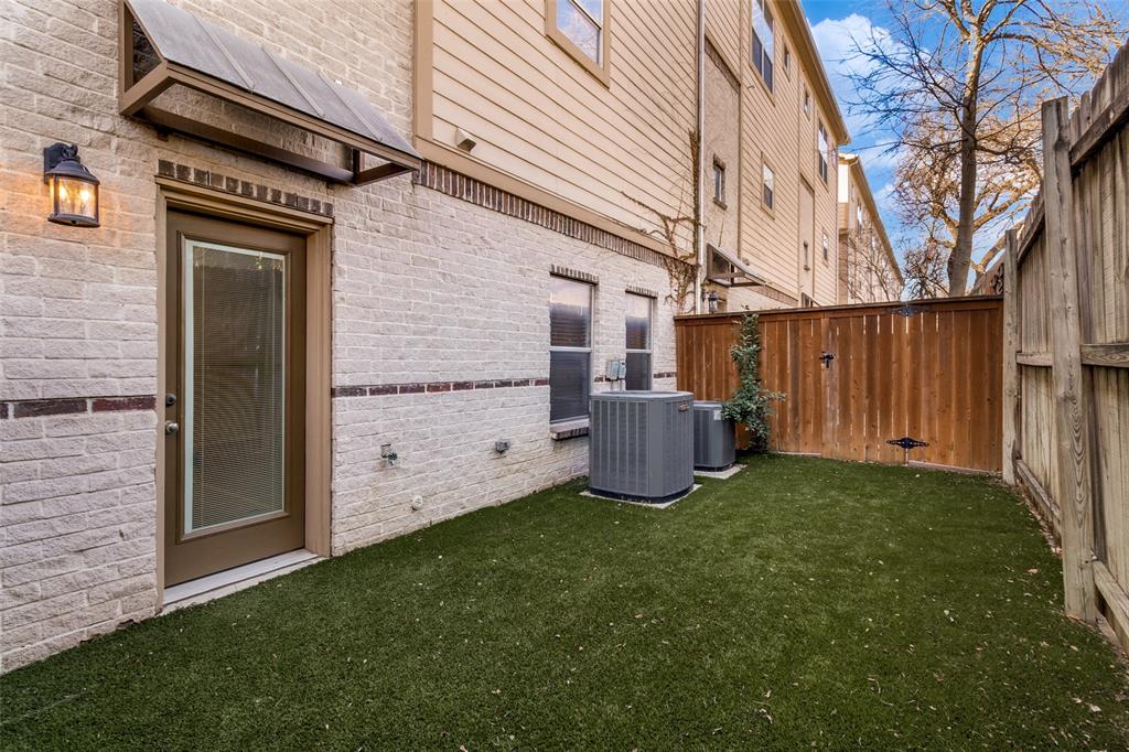 4830 Cedar Springs Road, Unit 11 Dallas, TX 75219 - Photo 14 of 19 Gallery Image 14