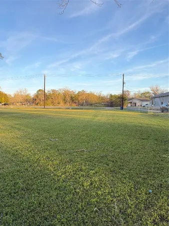 $55,000 | 1007 East 2nd Street, Sweeny, TX 77480