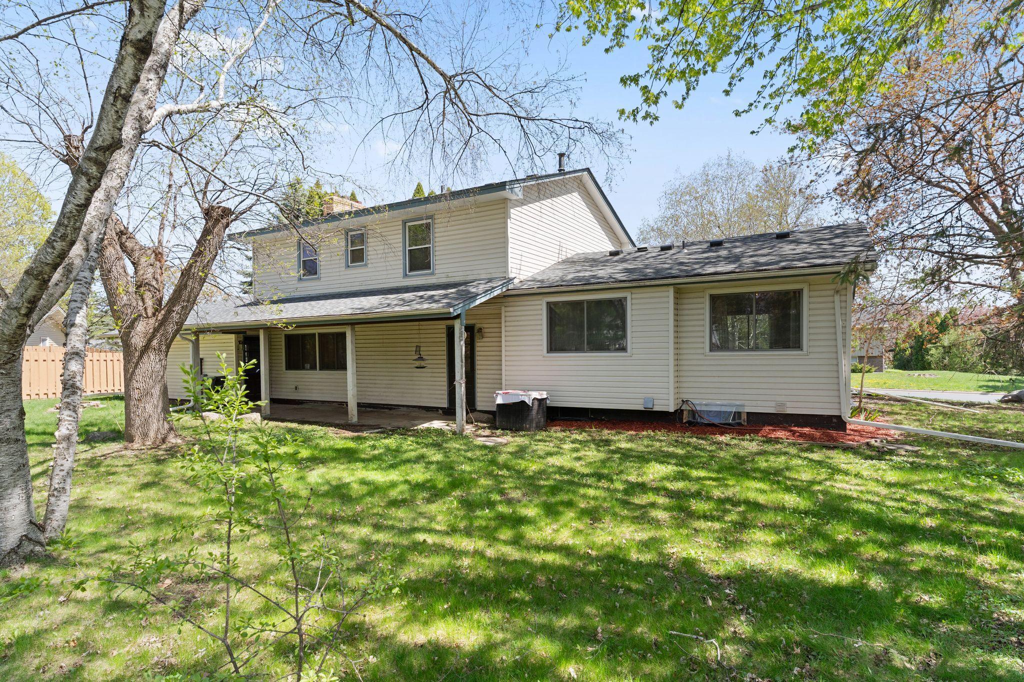 9908 Oxborough Road Bloomington, MN 55437 - Photo 36 of 38 Gallery Image 36