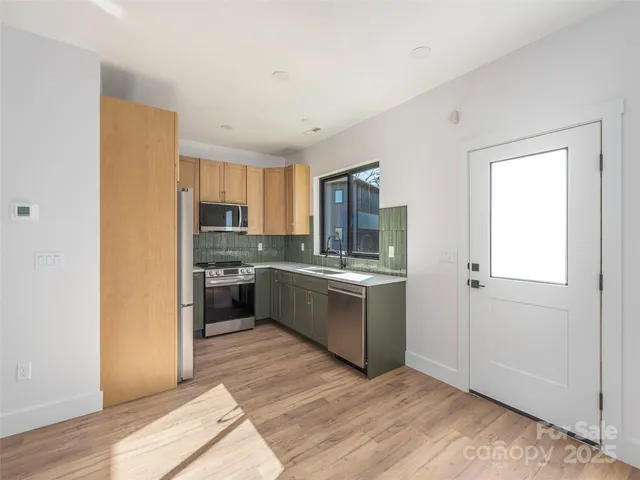 $250,000 | 15 Leap Frog Park, Waynesville, NC 28786