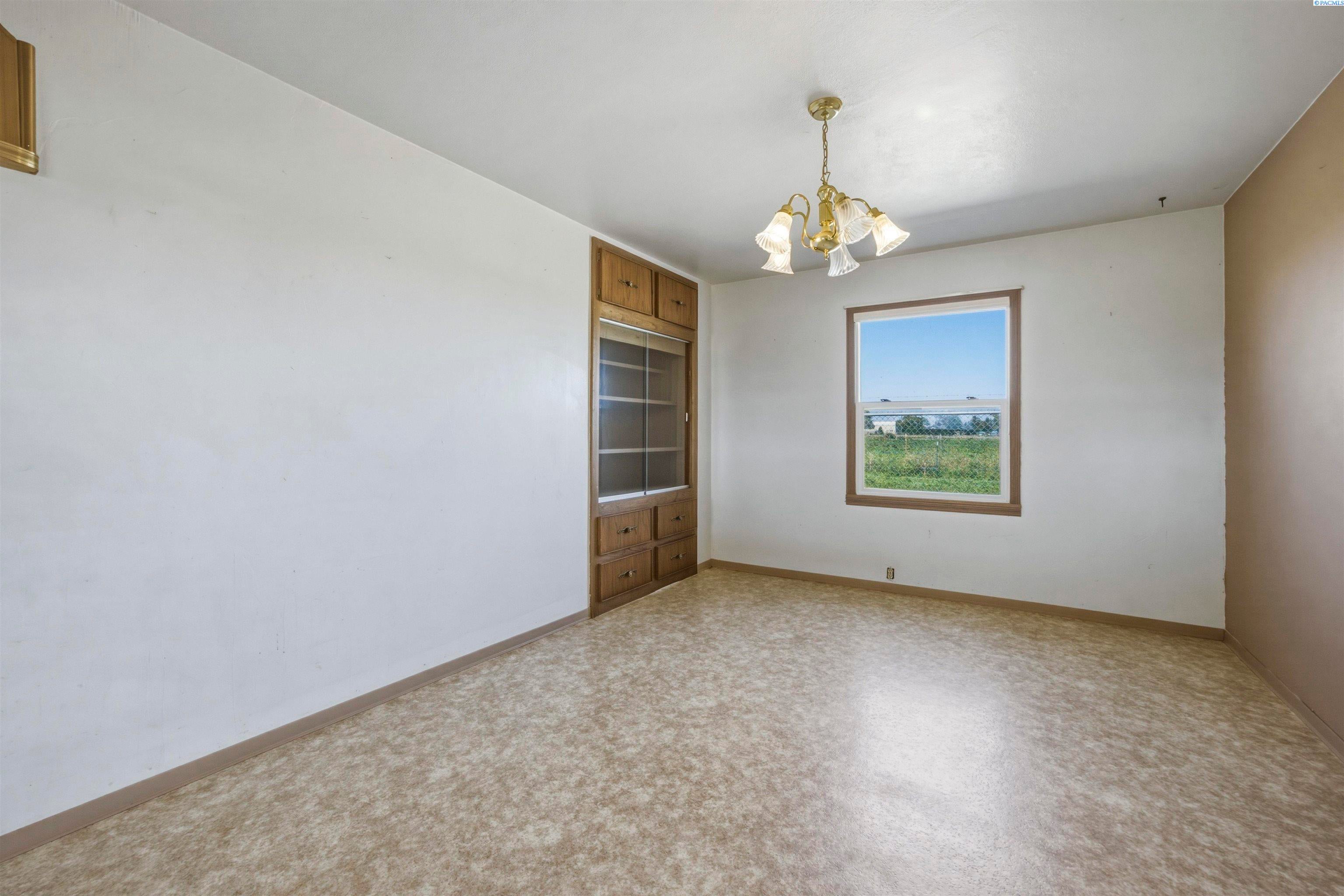 3050 Midvale Road Mabton, WA 98935 - Photo 14 of 50 Gallery Image 14