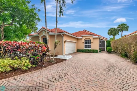 $525,000 | 11081 Springbrook Circle, Boynton Beach, FL 33437