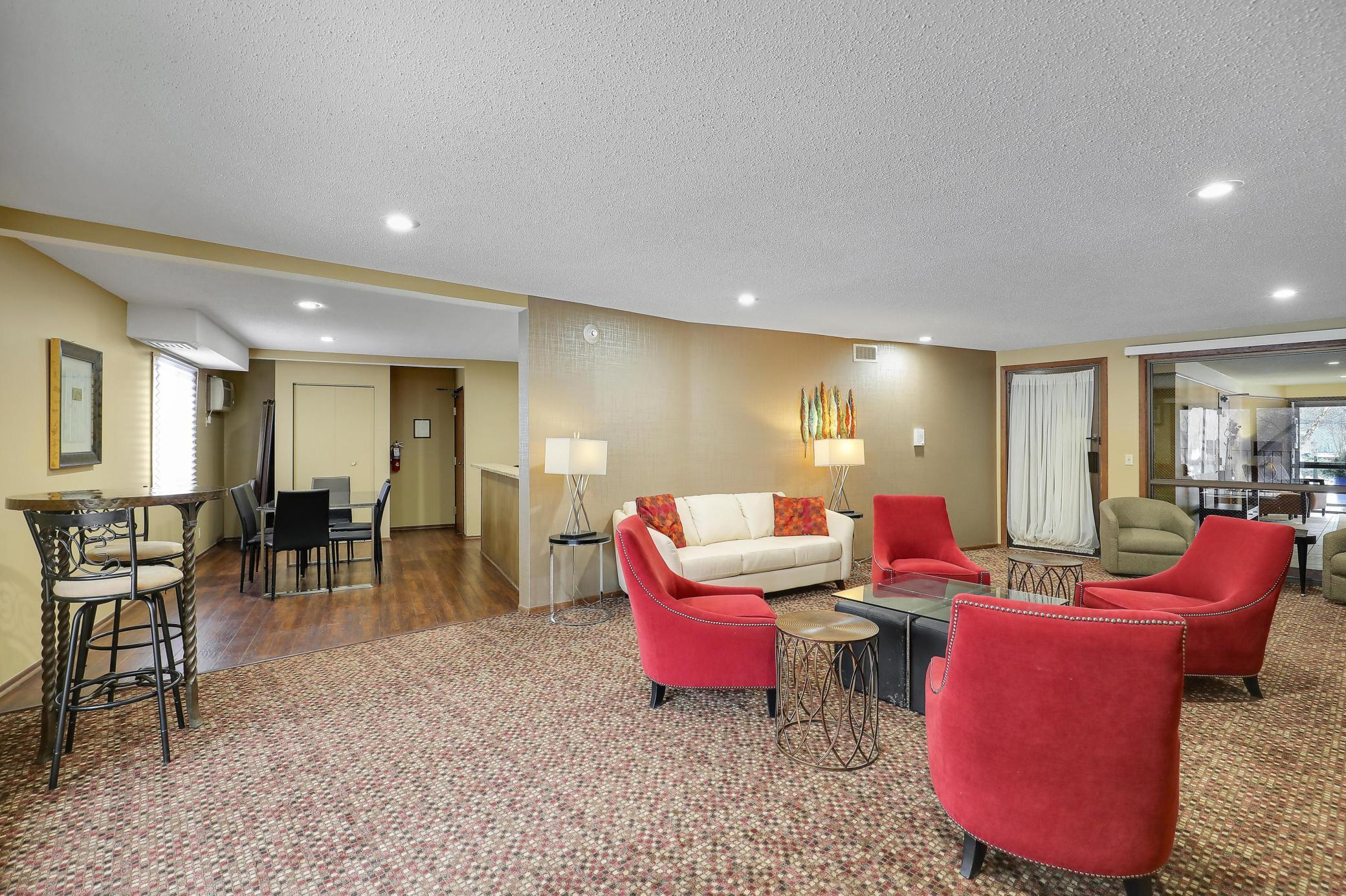 10451 Greenbrier Road, Unit 211 Minnetonka, MN 55305 - Photo 17 of 19