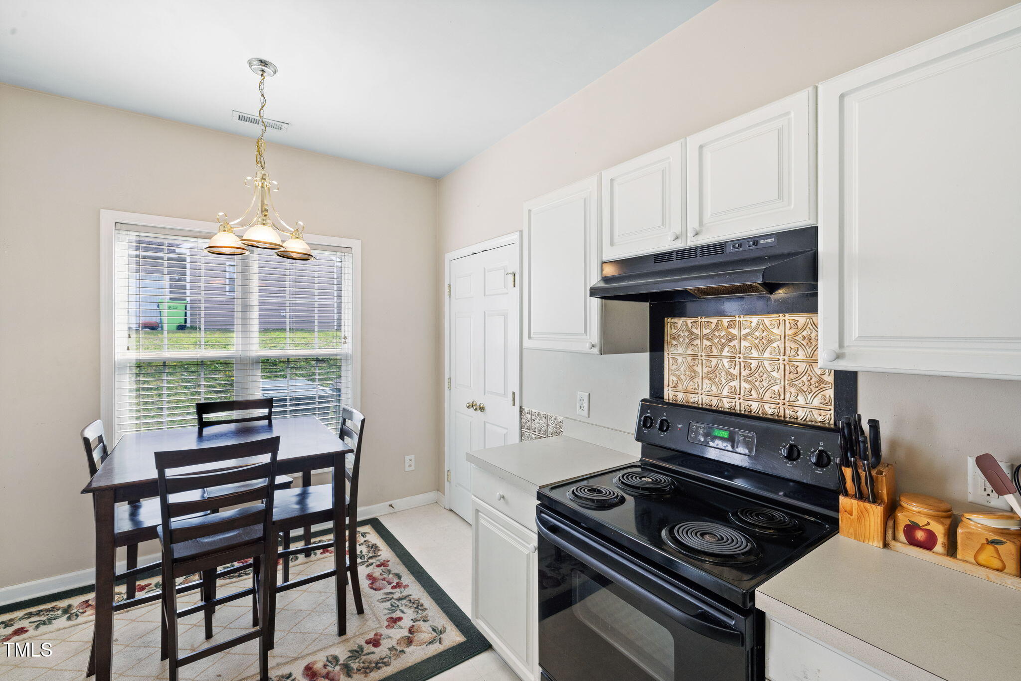 1945 Red Quartz Drive Raleigh, NC 27610 - Photo 12 of 35 14-web-or-mls-7K5A1420