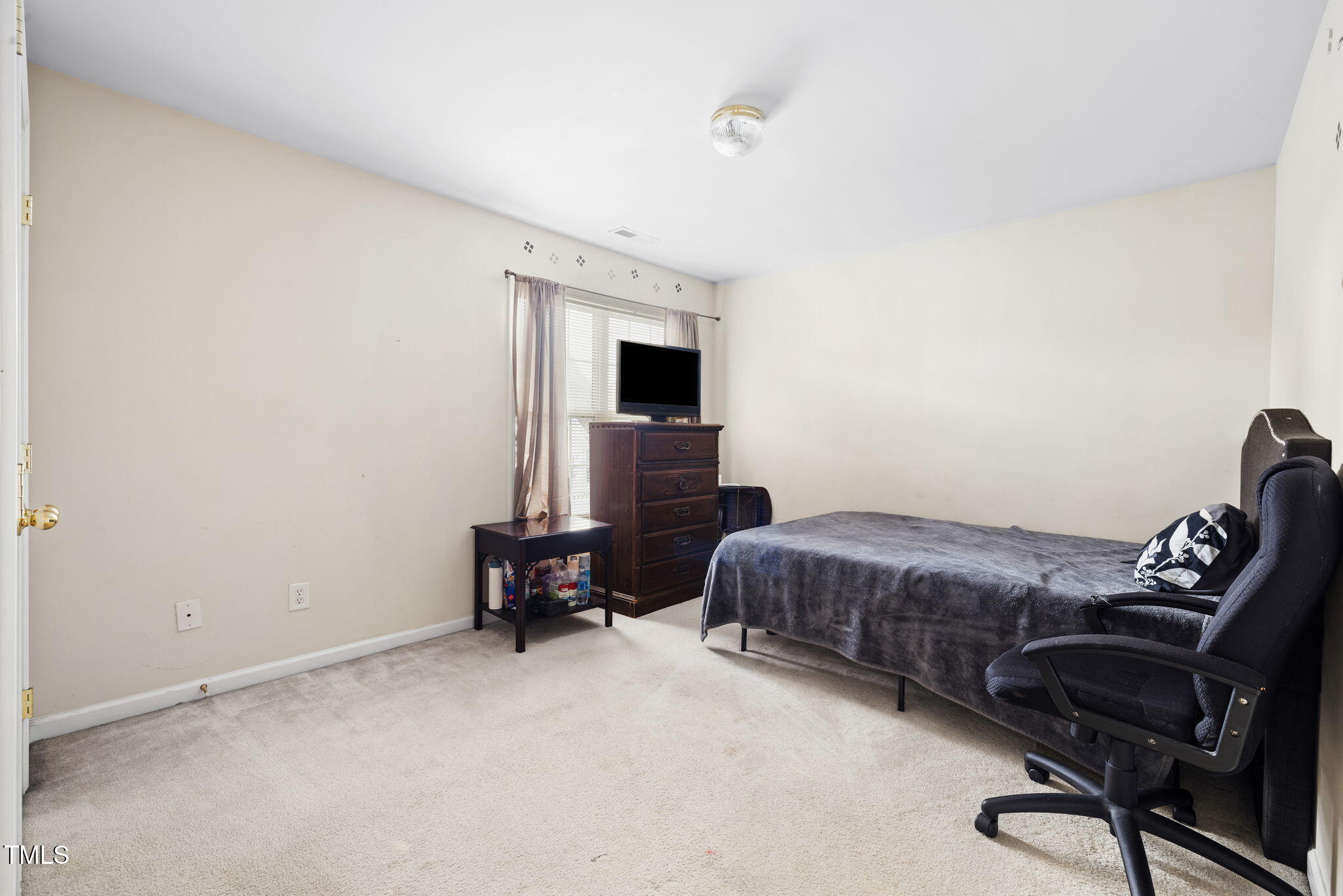1945 Red Quartz Drive Raleigh, NC 27610 - Photo 28 of 35 29-web-or-mls-7K5A1334(1)