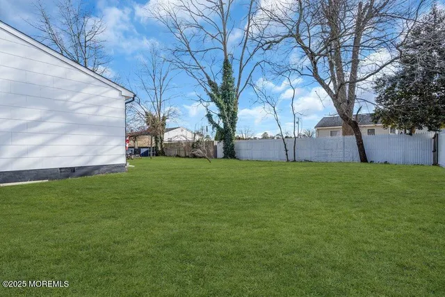 $469,000 | 1732 5th Avenue, Toms River, NJ 08757