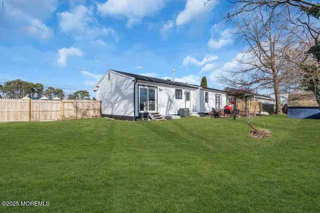 $469,000 | 1732 5th Avenue, Toms River, NJ 08757