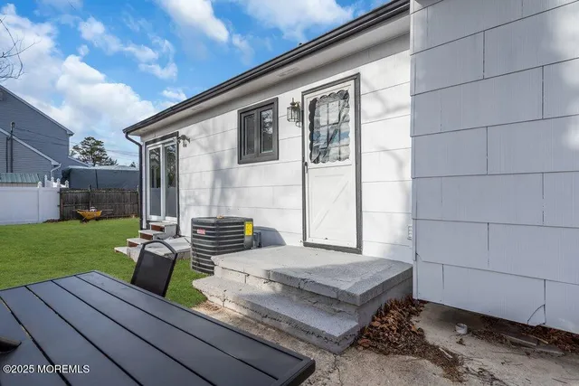 $469,000 | 1732 5th Avenue, Toms River, NJ 08757