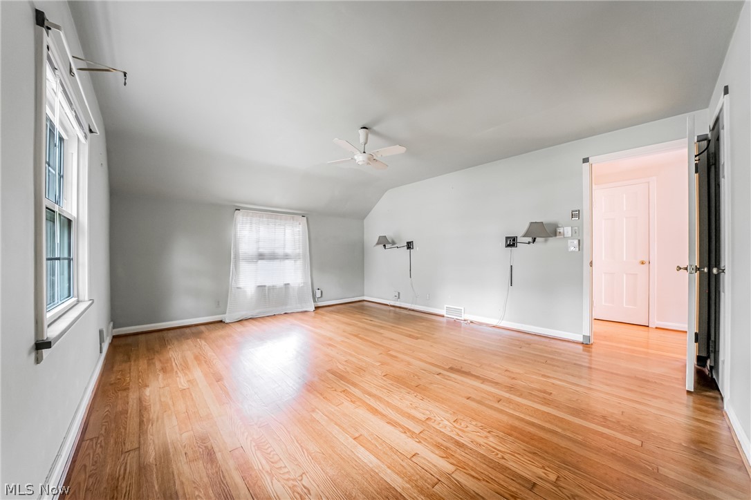 3187 Rumson Road Cleveland Heights, OH 44118 - Photo 13 of 21 Gallery Image 13