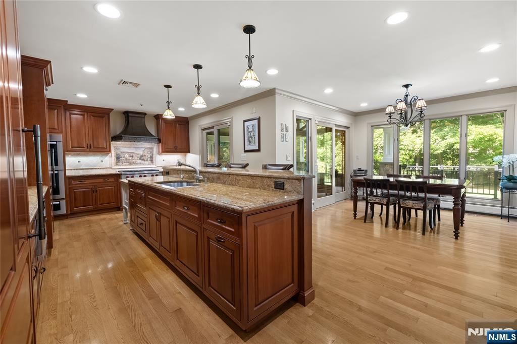 963 Huron Road Franklin Lakes, NJ 07417 - Photo 14 of 37 Gallery Image 14