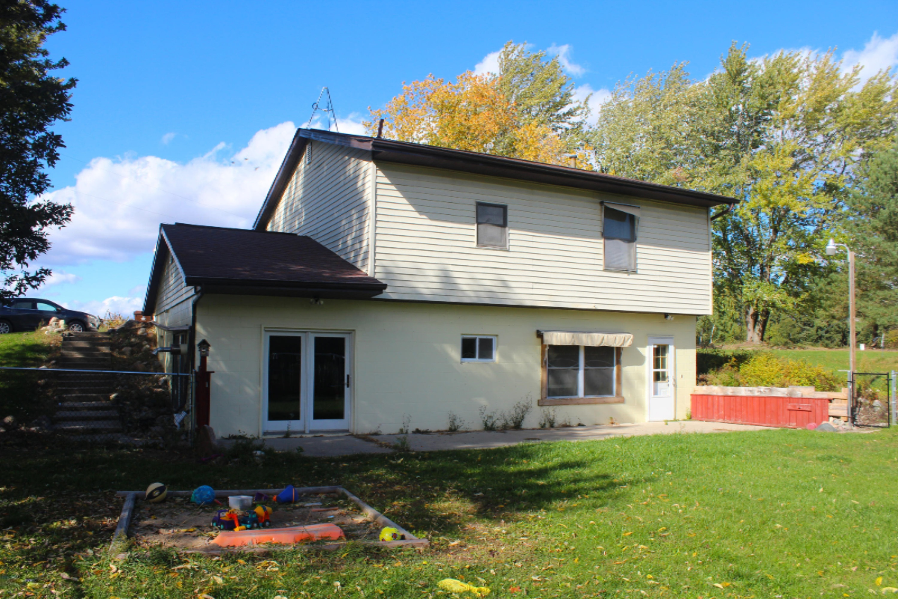 6770 North Vickeryville Road Edmore, MI 48829 - Photo 1 of 48 Outside